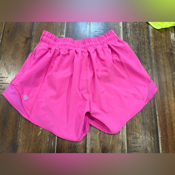 lululemon athletica Pants - Lululemon Hotty Hot Shorts